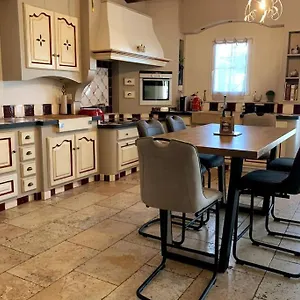 La Maison Des Papillons De Charme Alpilles Villa